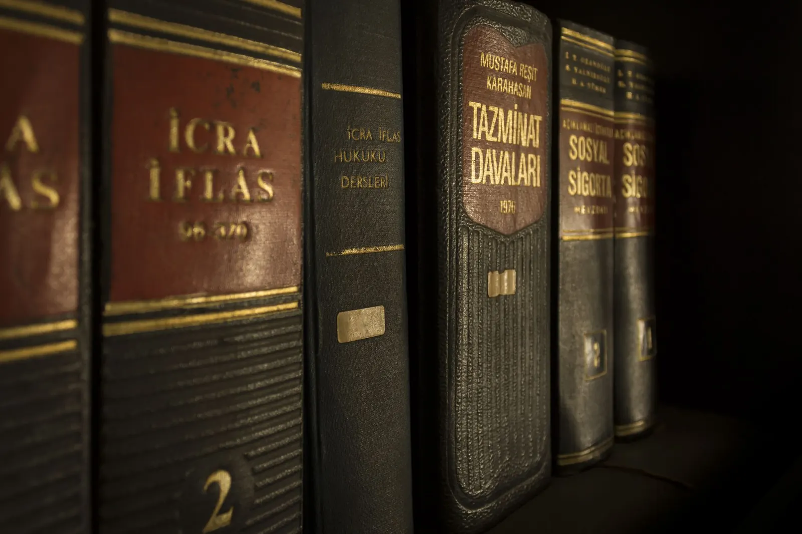 Mersin icra avukatı ile icra dosyası incelemesi