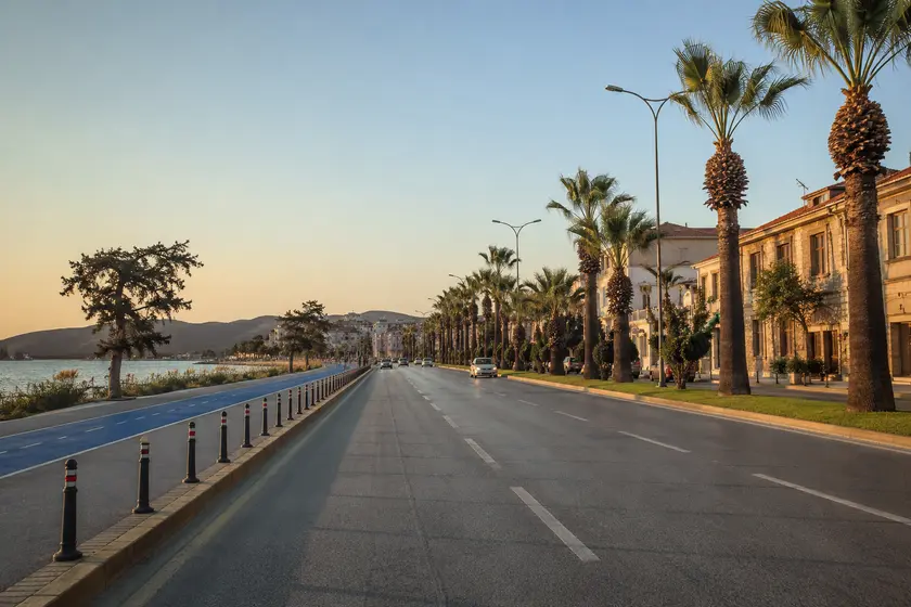 Balıkesir polis merkezleri adres, konum ve yol tarifi rehberi için şehir merkezi ulaşım görünümü
