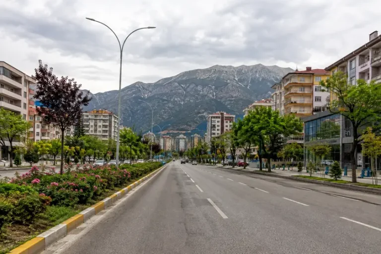 Isparta polis merkezleri adres telefon ve yol tarifi rehberi