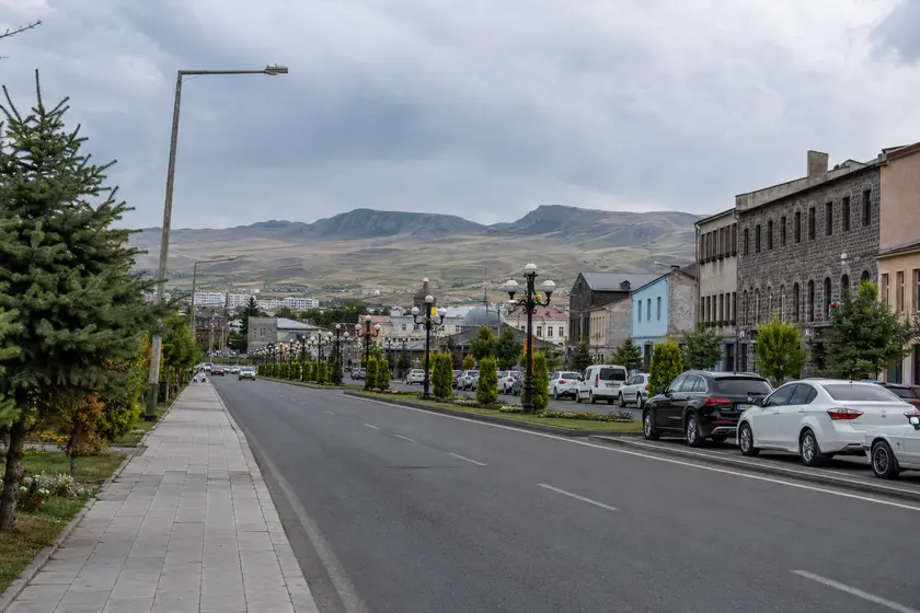 Kars polis merkezleri adres, konum ve yol tarifi rehberi için şehir merkezi ulaşım görünümü
