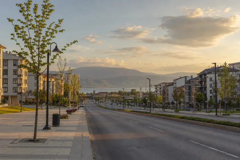 Sakarya Polis Merkezleri – Adres, Konum ve Yol Tarifi Sakarya polis merkezleri adres, konum ve yol tarifi rehberi için şehir merkezi ulaşım görünümü