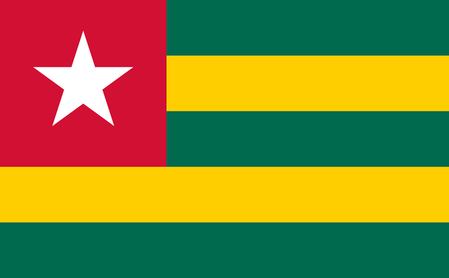 Togo T&uuml;rk konsoloslukları ve vek&acirc;letname rehberi i&ccedil;in Togo bayrağı