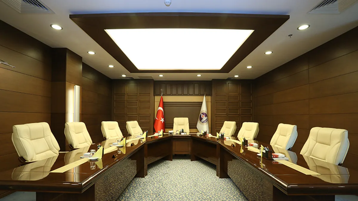 Anayasa Mahkemesi binası ve 8 Eyl&uuml;l 2026 Genel Kurul g&uuml;ndemi